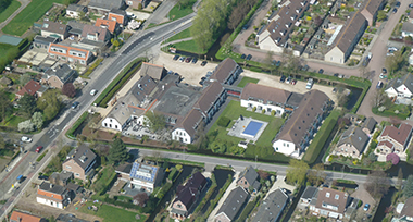 Luchtfoto van Fletcher Hotel-Restaurant De Witte Brug